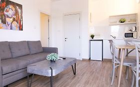 Rich Classic Suites